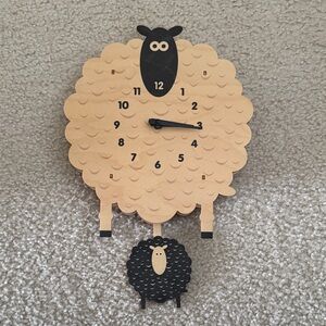 3-d sheep nursery clock